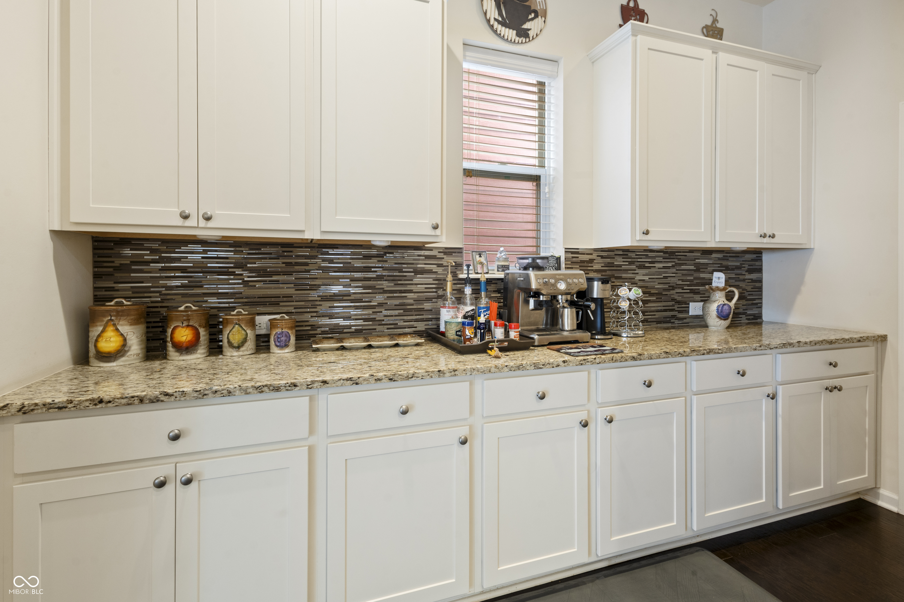 9109 Rising Road Indianapolis, IN 46216 - Photo 10 of 41