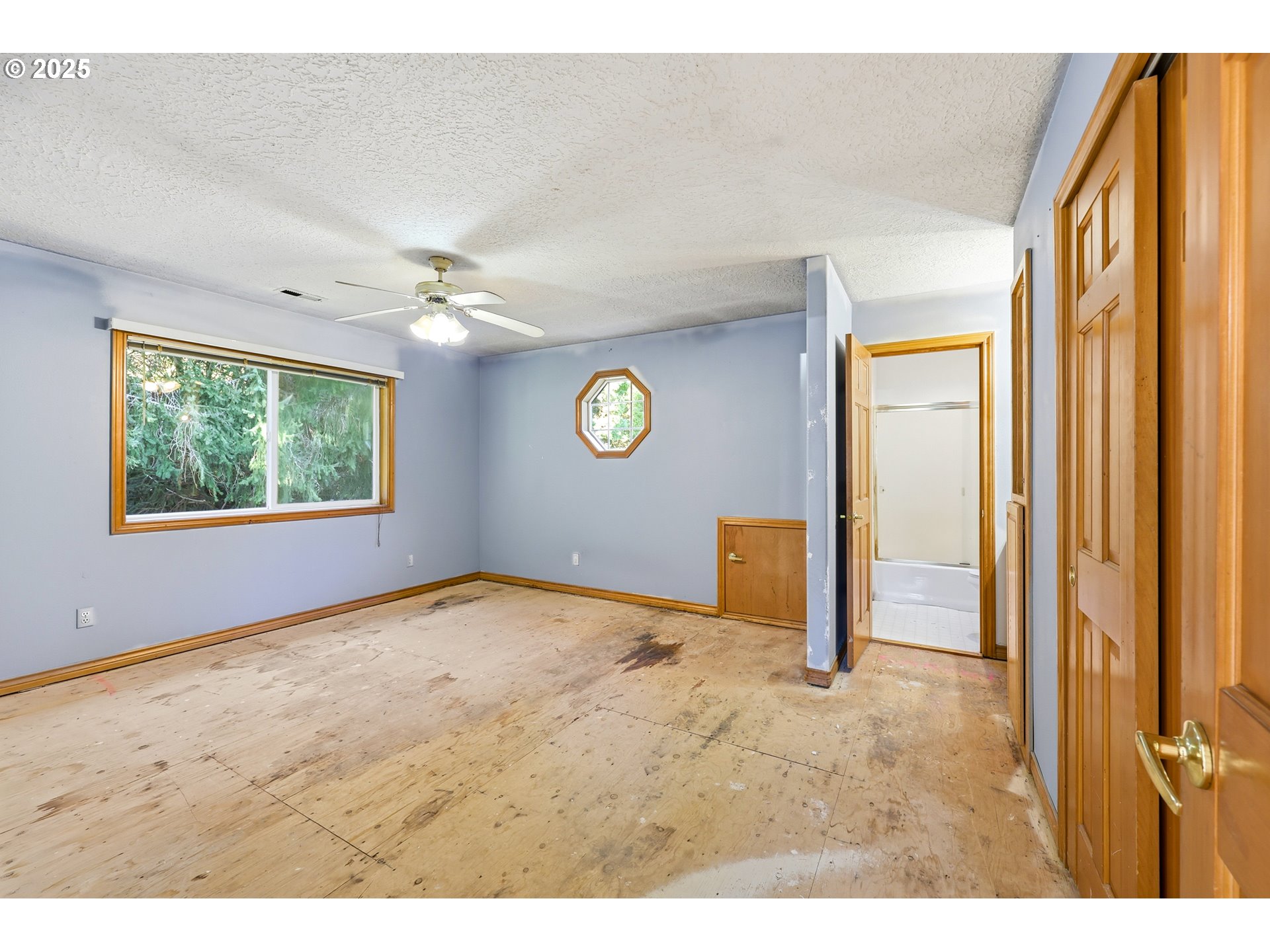 417 Southeast 13th Court Gresham, OR 97080 - Photo 32 of 35