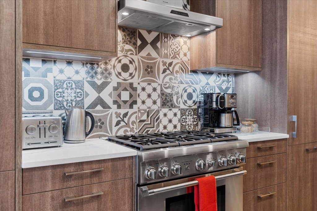 1529 Barton Springs Road, Unit 27 Austin, TX 78704 - Photo 33 of 40