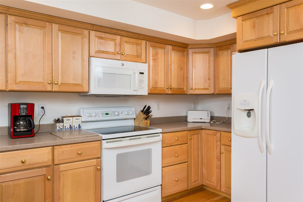 105 Winnacunnet Road, Unit 8 Hampton, NH 03842 - Photo 6 of 27