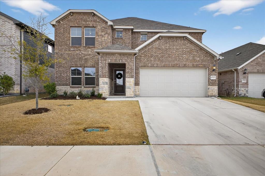 6717 Iron Oak Road Crowley, TX 76036 - Photo 1 of 28