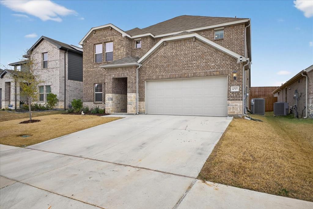 6717 Iron Oak Road Crowley, TX 76036 - Photo 2 of 28