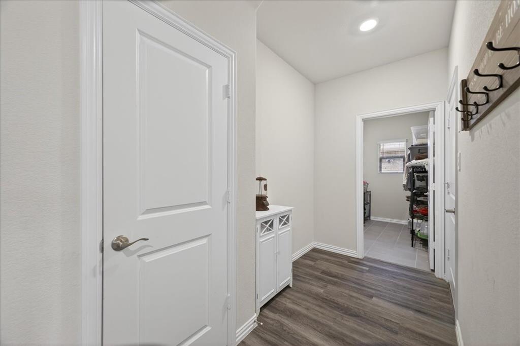 6717 Iron Oak Road Crowley, TX 76036 - Photo 6 of 28