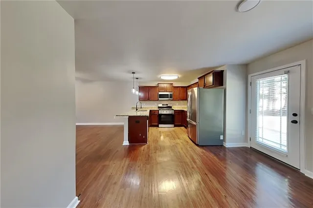 $2,275 | 4826 Clarkstone Drive, Flowery Branch, GA 30542