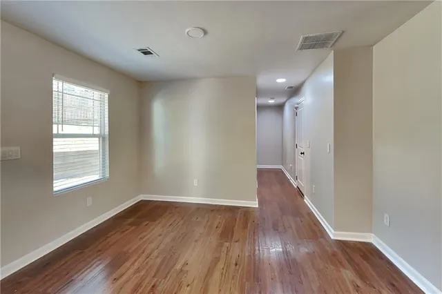 $2,275 | 4826 Clarkstone Drive, Flowery Branch, GA 30542