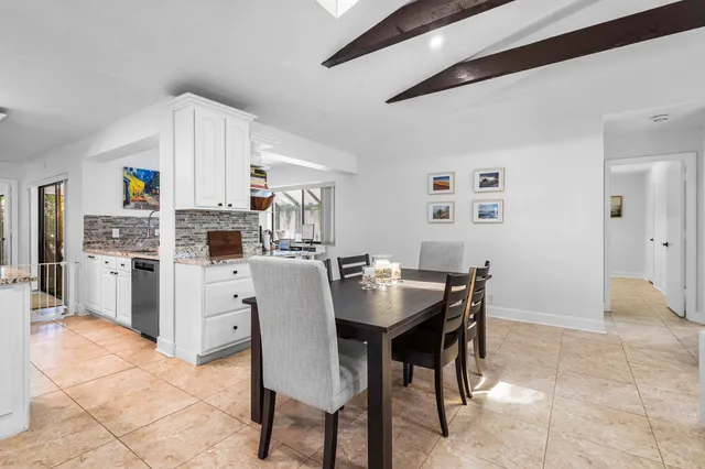 $999,999 | 1948 Southwest 36th Avenue, Delray Beach, FL 33445