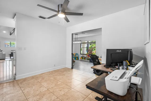 $999,999 | 1948 Southwest 36th Avenue, Delray Beach, FL 33445