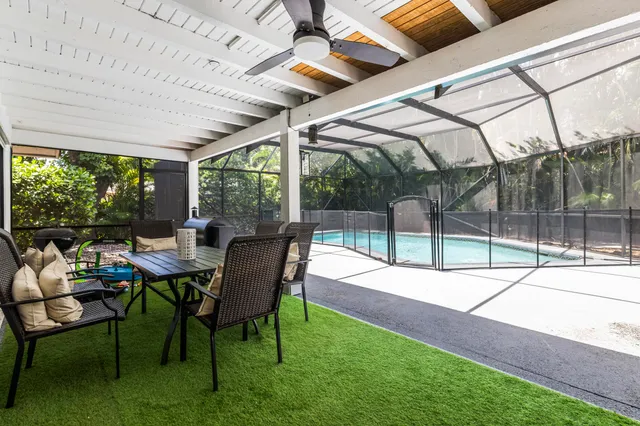 $999,999 | 1948 Southwest 36th Avenue, Delray Beach, FL 33445