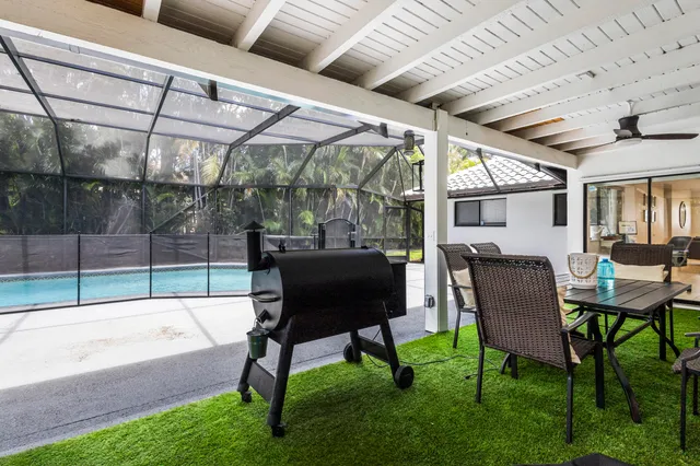 $999,999 | 1948 Southwest 36th Avenue, Delray Beach, FL 33445