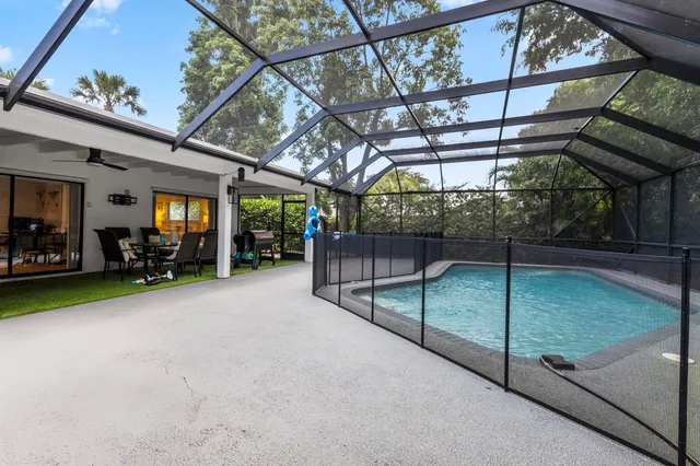 $999,999 | 1948 Southwest 36th Avenue, Delray Beach, FL 33445