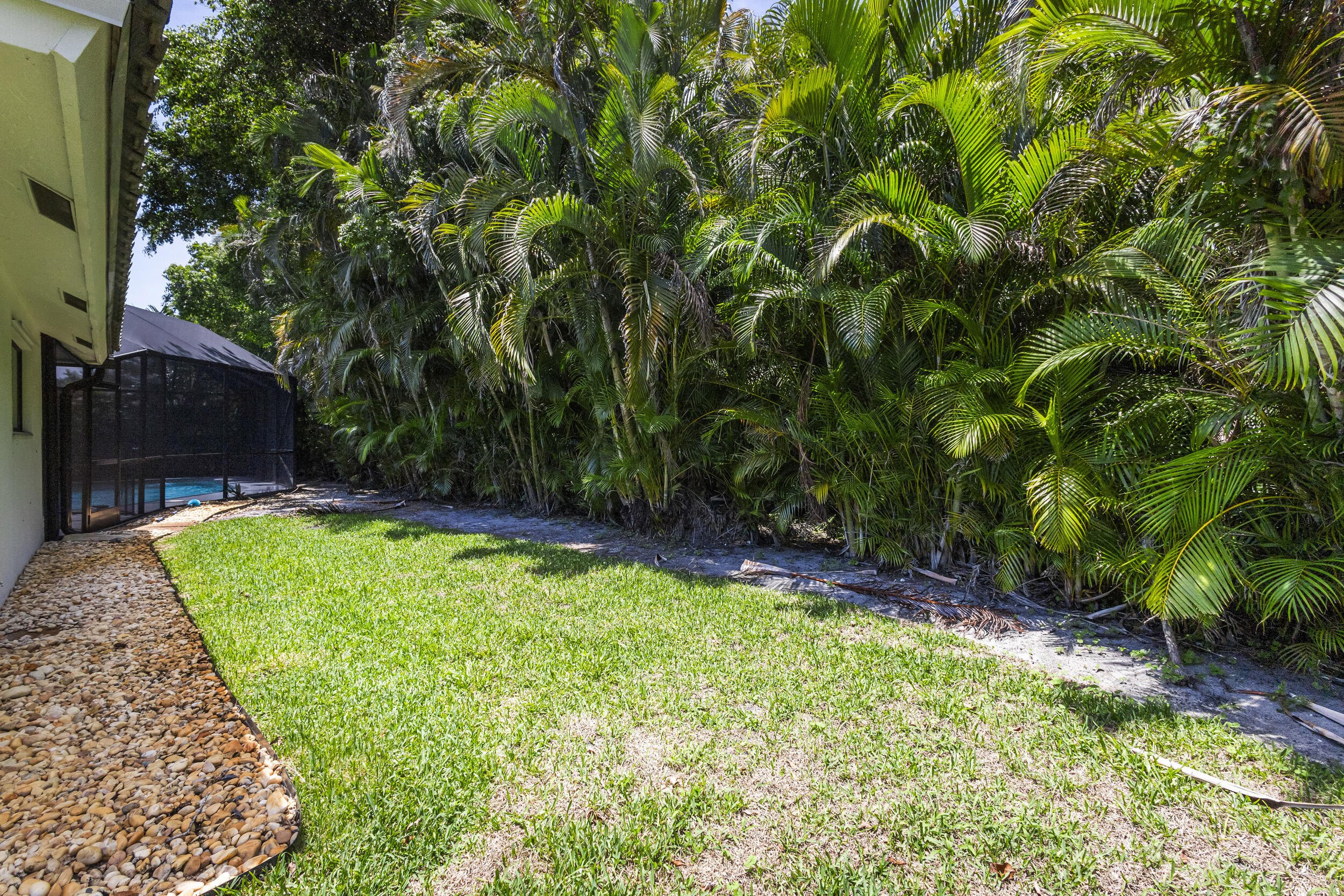 1948 Southwest 36th Avenue Delray Beach, FL 33445 - Photo 39 of 40