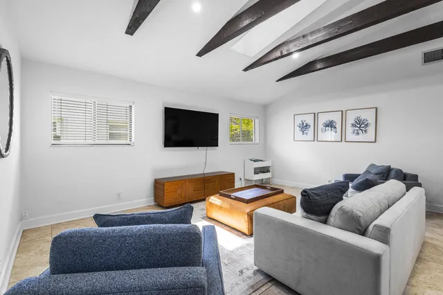 $999,999 | 1948 Southwest 36th Avenue, Delray Beach, FL 33445