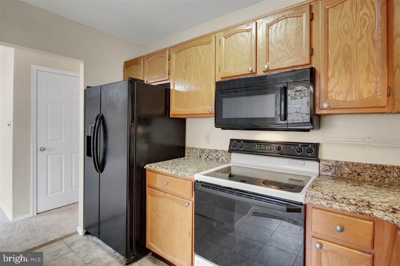 1958 Deer Path Road Harrisburg, PA 17110 - Photo 4 of 25 Gallery Image 4
