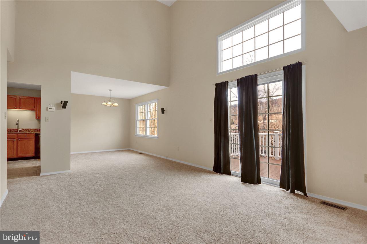 1958 Deer Path Road Harrisburg, PA 17110 - Photo 7 of 25 Gallery Image 7
