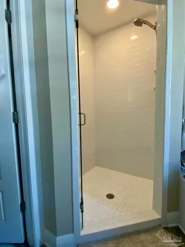 a bathroom with a tub