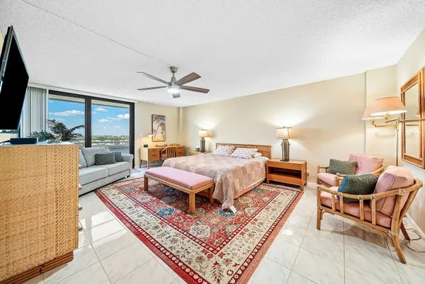 $1,350,000 | 3450 South Ocean Boulevard, Unit 803, Highland Beach, FL 33487