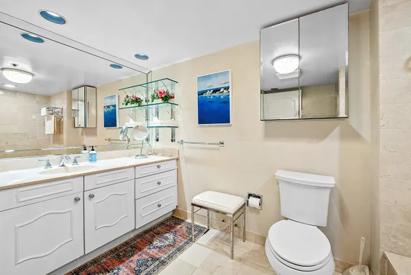 $1,350,000 | 3450 South Ocean Boulevard, Unit 803, Highland Beach, FL 33487