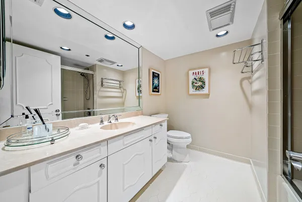 $1,350,000 | 3450 South Ocean Boulevard, Unit 803, Highland Beach, FL 33487