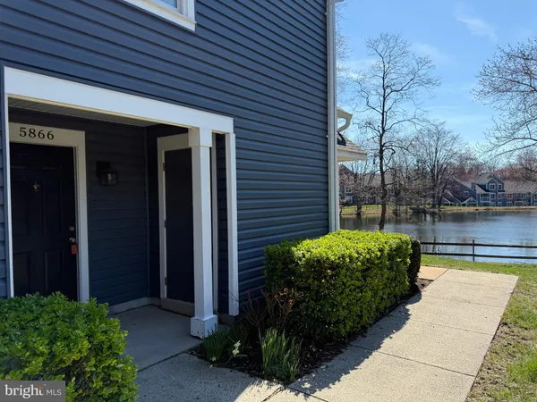 $1,800 | 5866 Orchard Hill Court, Unit 5866, Clifton, VA 20124