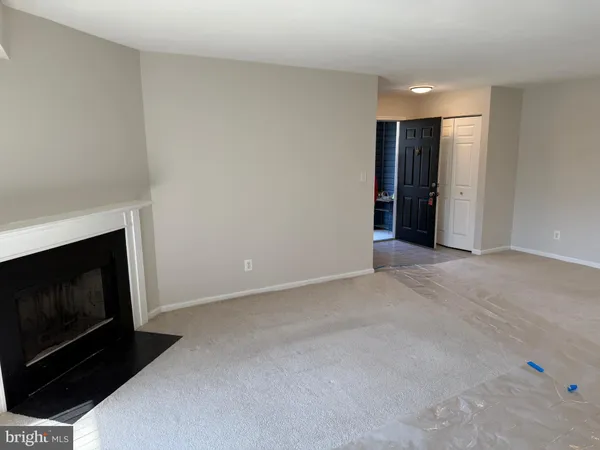 $1,800 | 5866 Orchard Hill Court, Unit 5866, Clifton, VA 20124