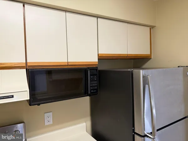 $1,800 | 5866 Orchard Hill Court, Unit 5866, Clifton, VA 20124