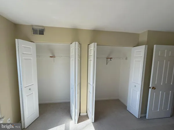 $1,800 | 5866 Orchard Hill Court, Unit 5866, Clifton, VA 20124