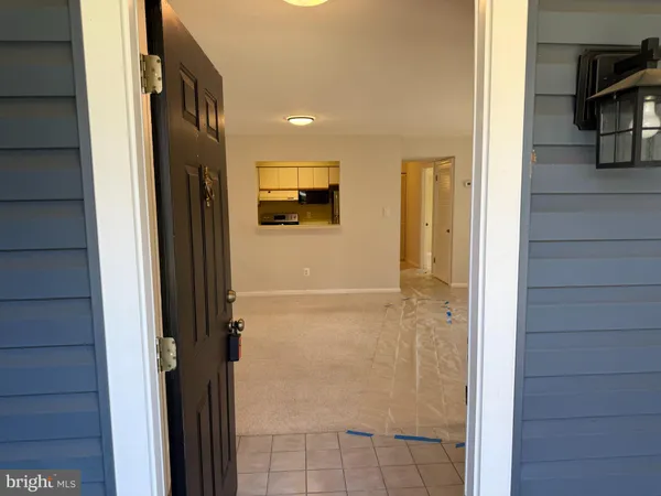 $1,800 | 5866 Orchard Hill Court, Unit 5866, Clifton, VA 20124