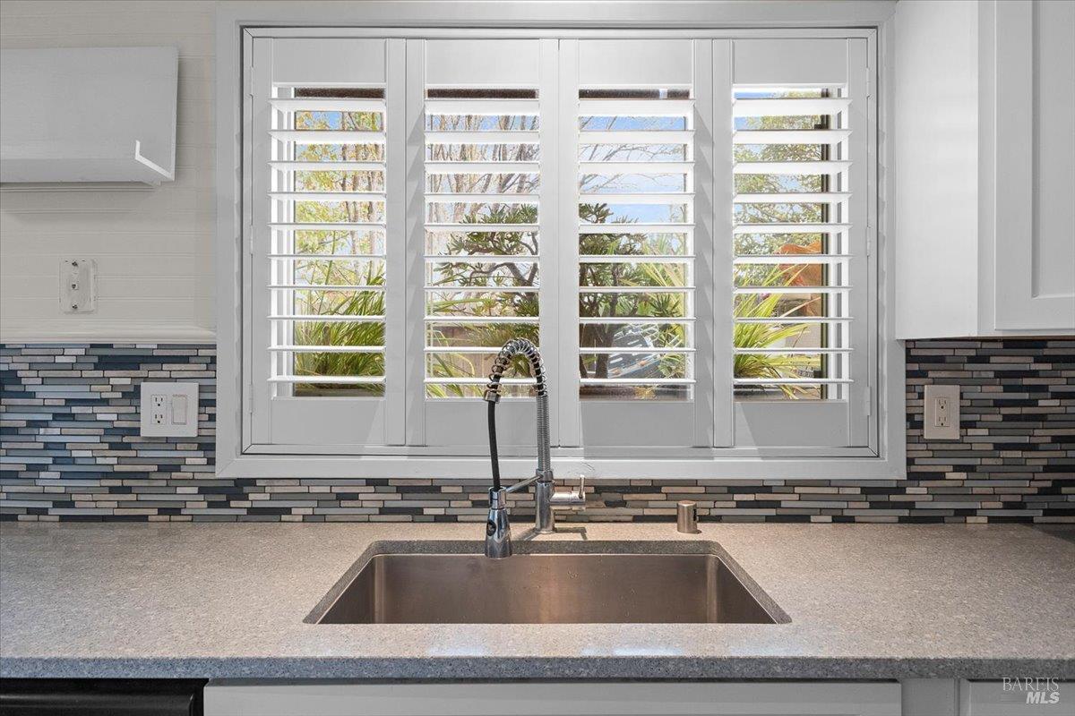 1003 Golf Course Drive Rohnert Park, CA 94928 - Photo 11 of 28 Gallery Image 11