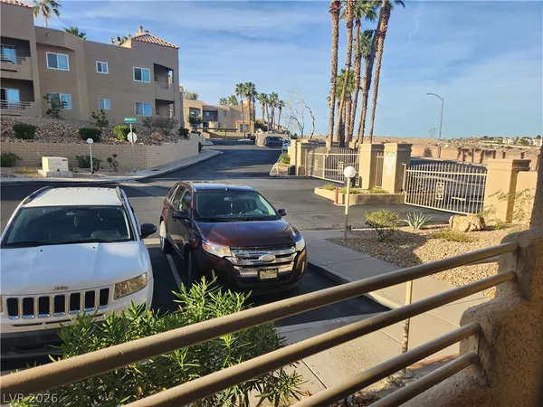 $110,000 | 2171 Bay Club Drive, Unit 102, Laughlin, NV 89029