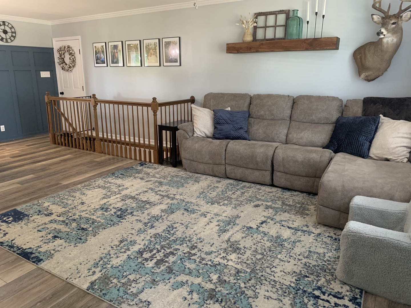 29060 Moose Range Road Sycamore, IL 60178 - Photo 2 of 28 a living room with furniture and a couch