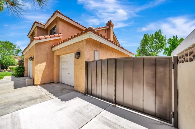 $699,900 | 39884 Golfers Drive, Palmdale, CA 93551