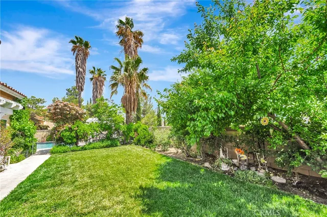 $699,900 | 39884 Golfers Drive, Palmdale, CA 93551