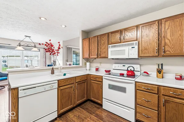 $239,900 | 1274 Arlington Drive, Greenfield, IN 46140