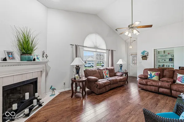 $239,900 | 1274 Arlington Drive, Greenfield, IN 46140