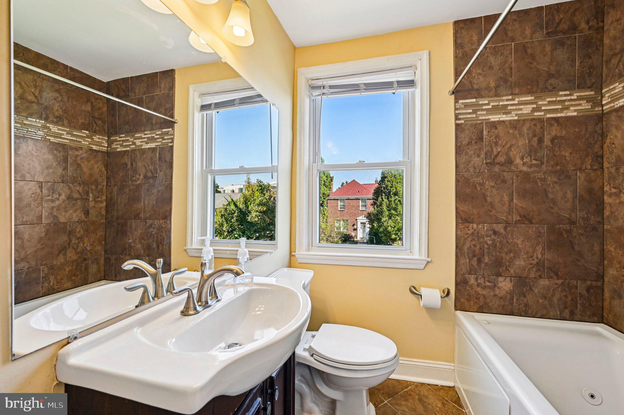 1625 Ralworth Road Baltimore, MD 21218 - Photo 18 of 30