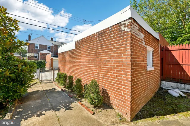 $249,900 | 1625 Ralworth Road, Baltimore, MD 21218