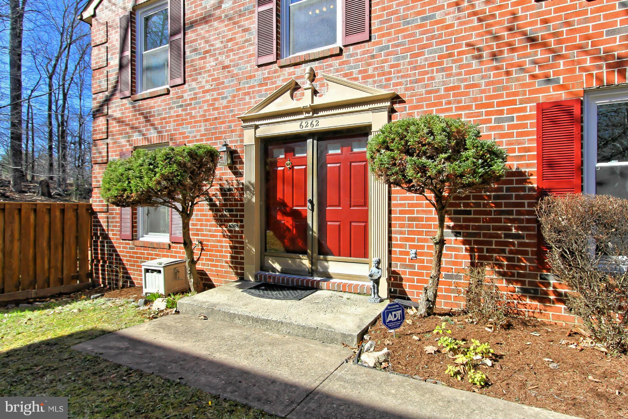 6262 Rathlin Drive Springfield, VA 22152 - Photo 2 of 28 Exterior (Front)