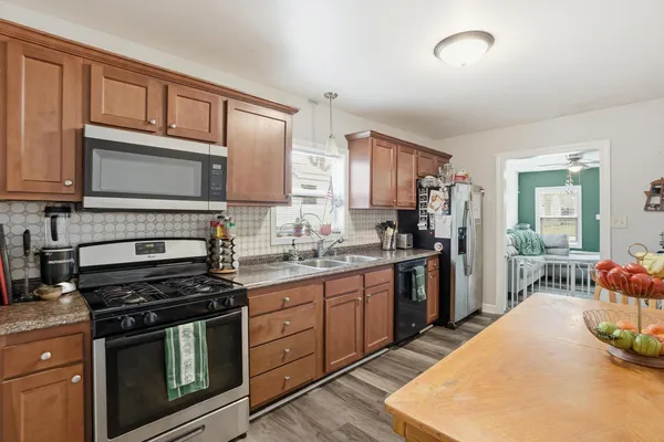 $239,000 | 2623 Hart Road, Highland, IN 46322