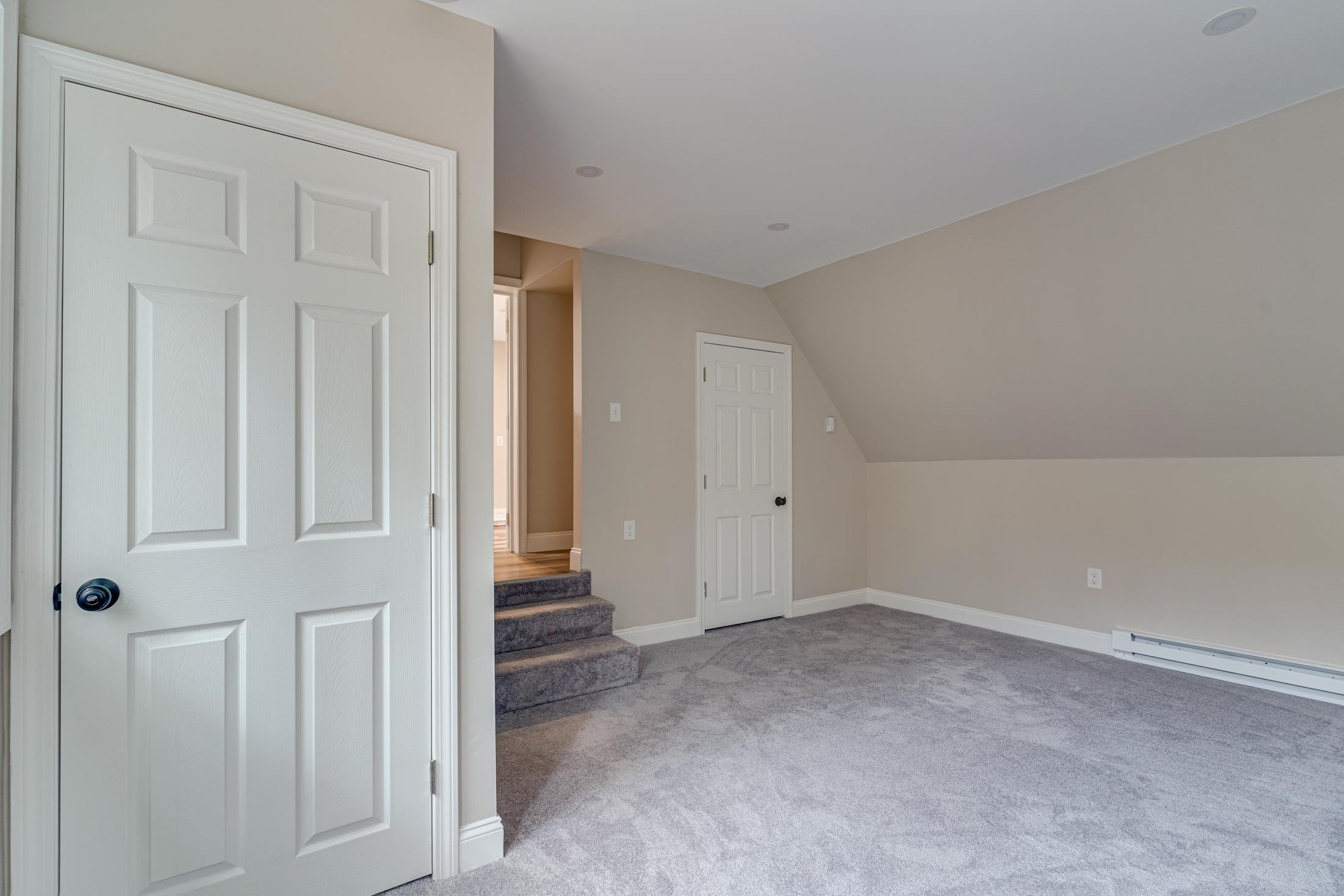 9 County Road York, ME 03902 - Photo 15 of 35