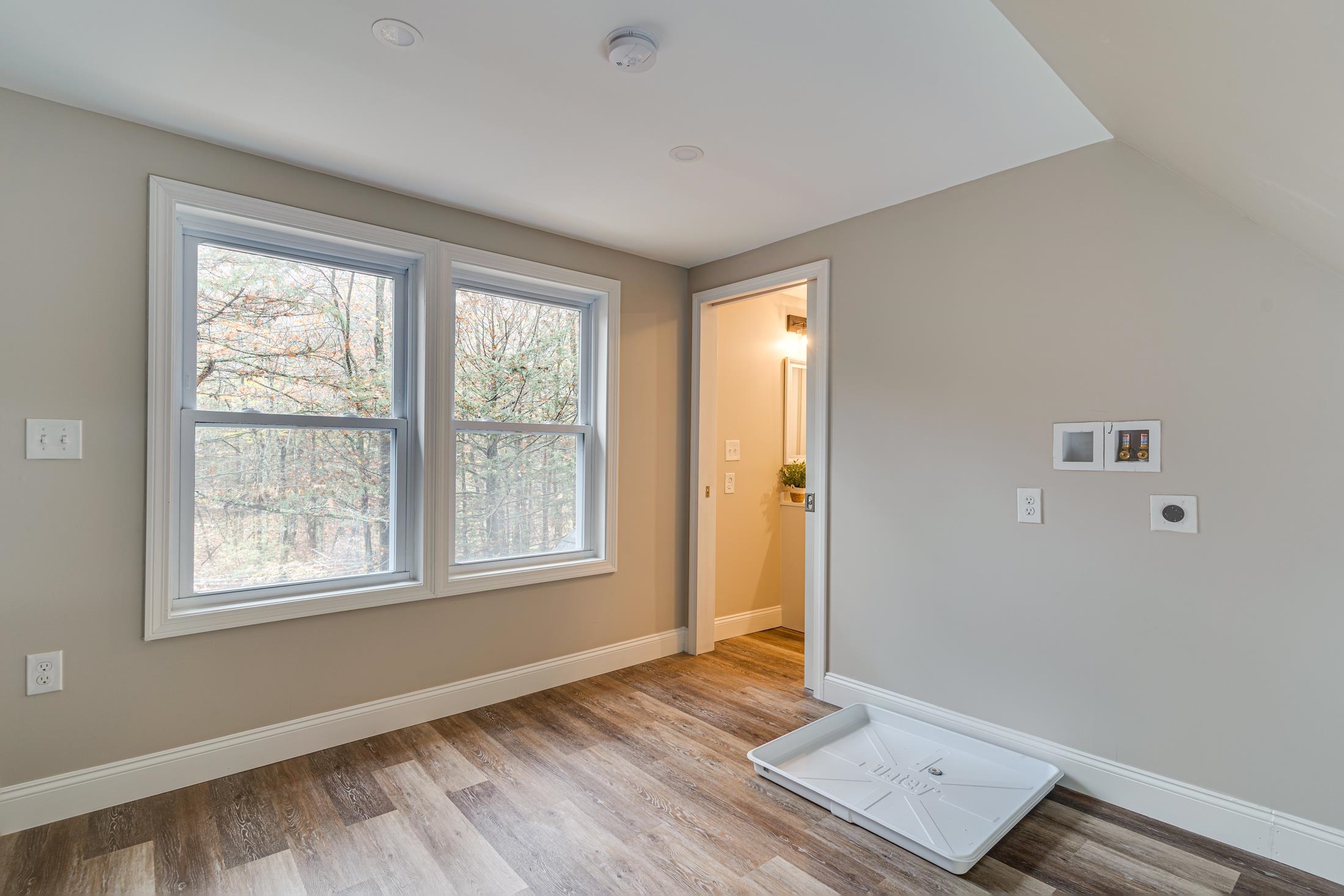 9 County Road York, ME 03902 - Photo 19 of 35