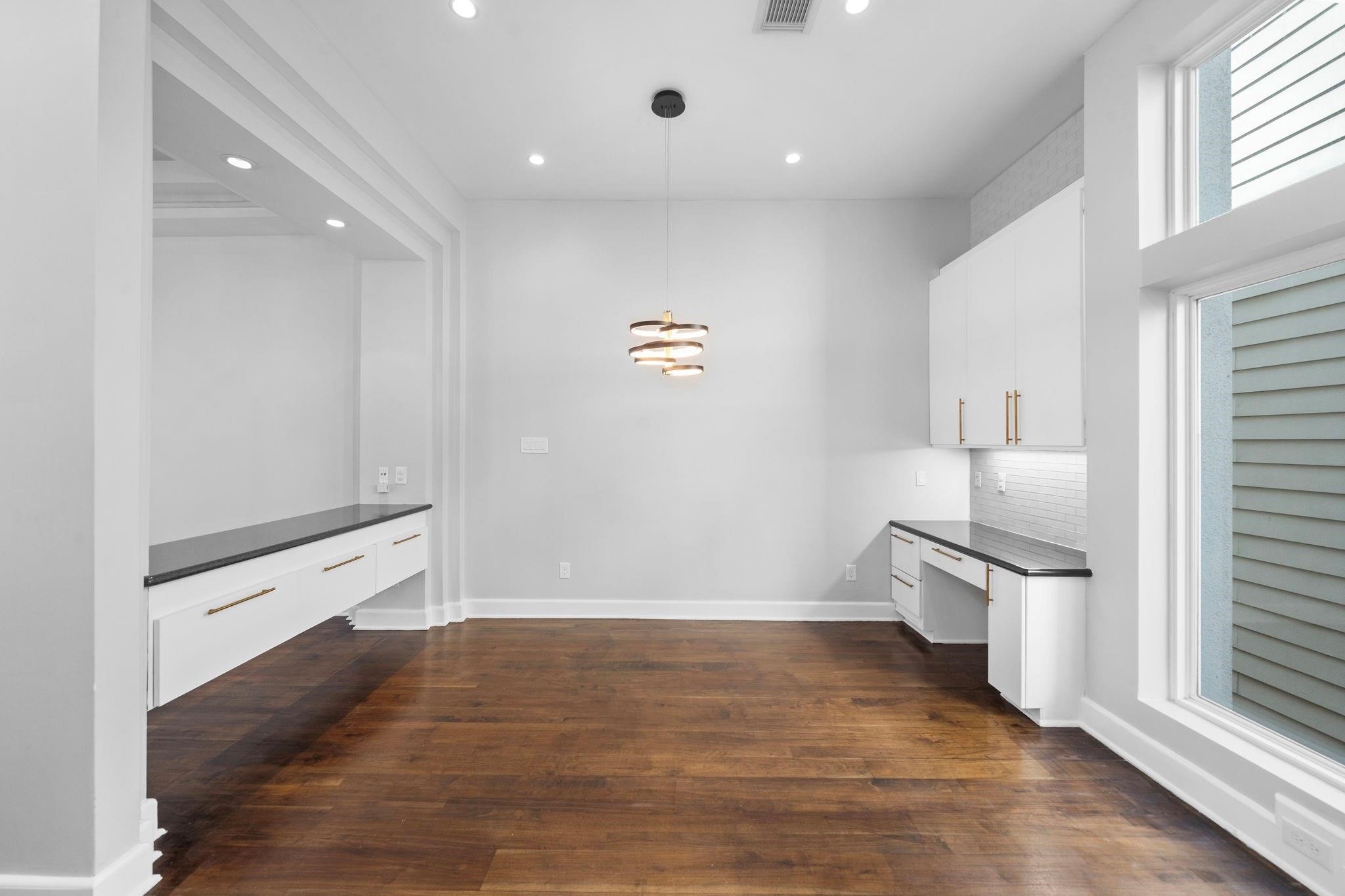 1822 Brun Street Houston, TX 77019 - Photo 10 of 31