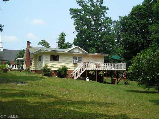 1513 East Fairfield Road High Point, NC 27263 - Photo 8 of 9 Other. Fairfield from the side view...note yard....