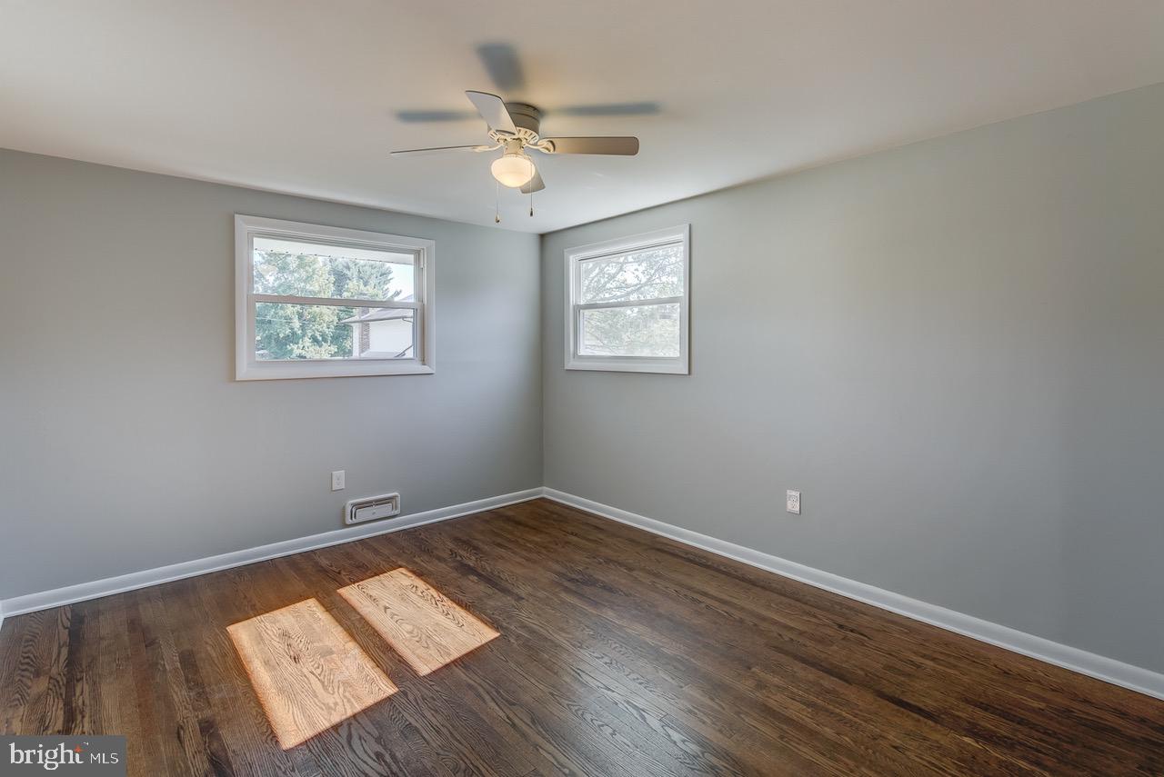 16 Sunnybrook Road Stratford, NJ 08084 - Photo 16 of 22