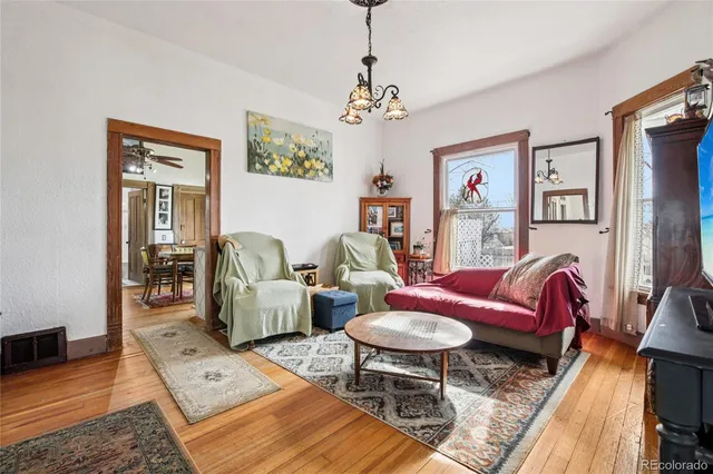 $399,500 | 306 Collyer Street, Longmont, CO 80501