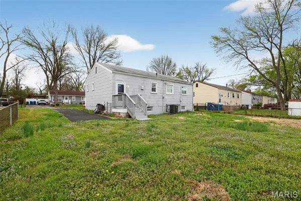 $99,900 | 6845 Frostview Lane, Berkeley, MO 63134