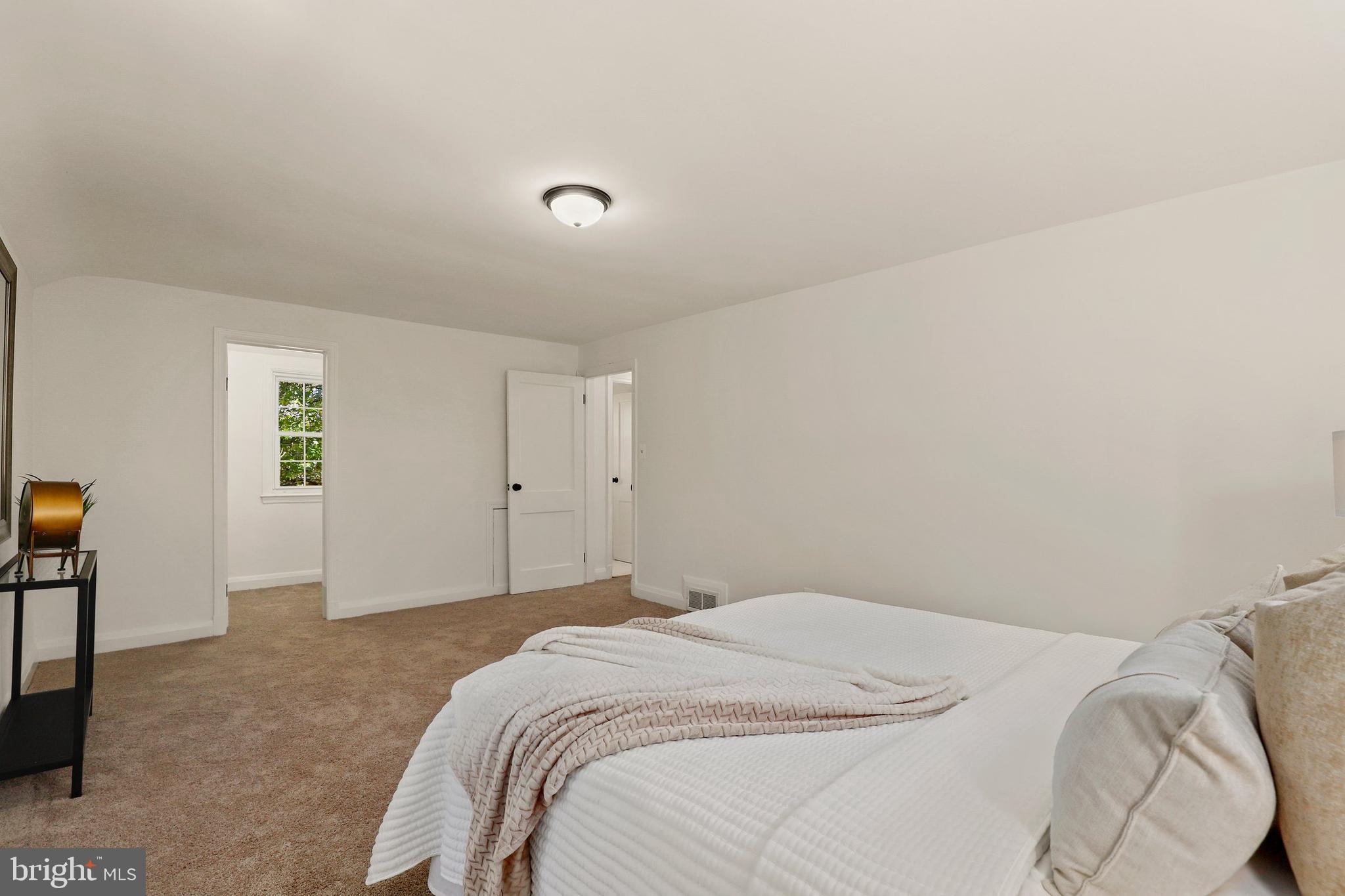 731 Howard Road Baltimore, MD 21208 - Photo 16 of 36