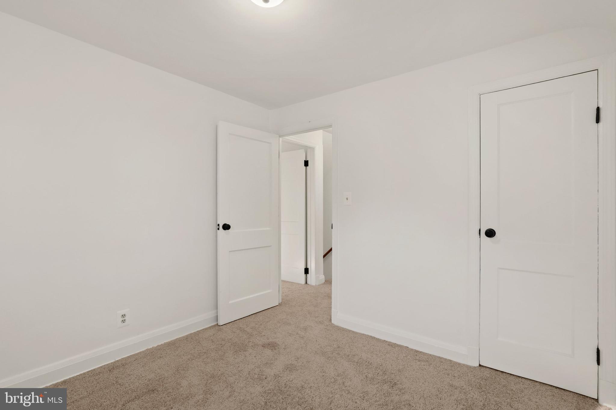 731 Howard Road Baltimore, MD 21208 - Photo 18 of 36