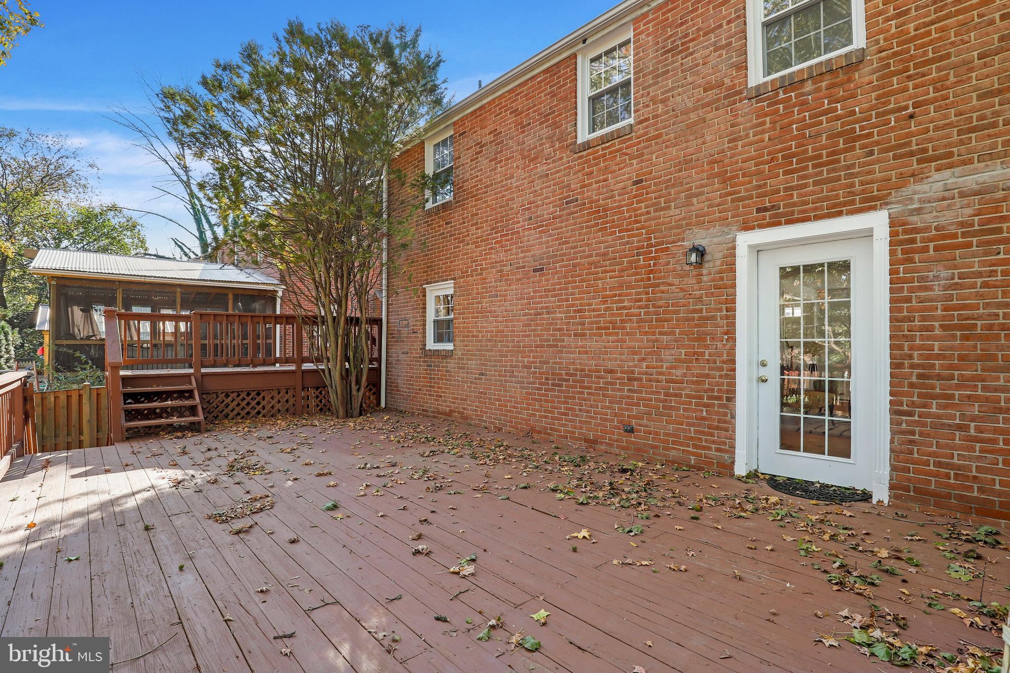 731 Howard Road Baltimore, MD 21208 - Photo 29 of 36
