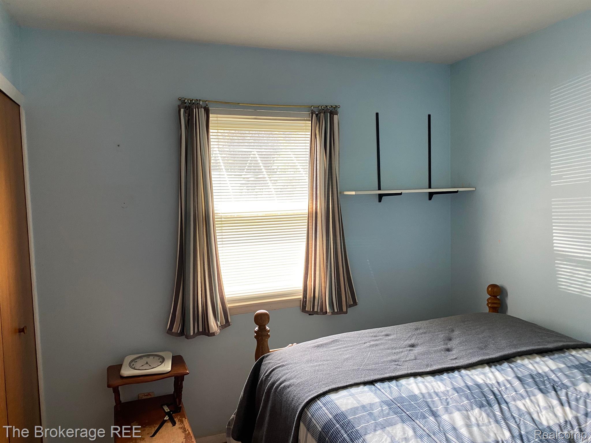 5213 Branch Road Flint, MI 48506 - Photo 10 of 15 Gallery Image 10