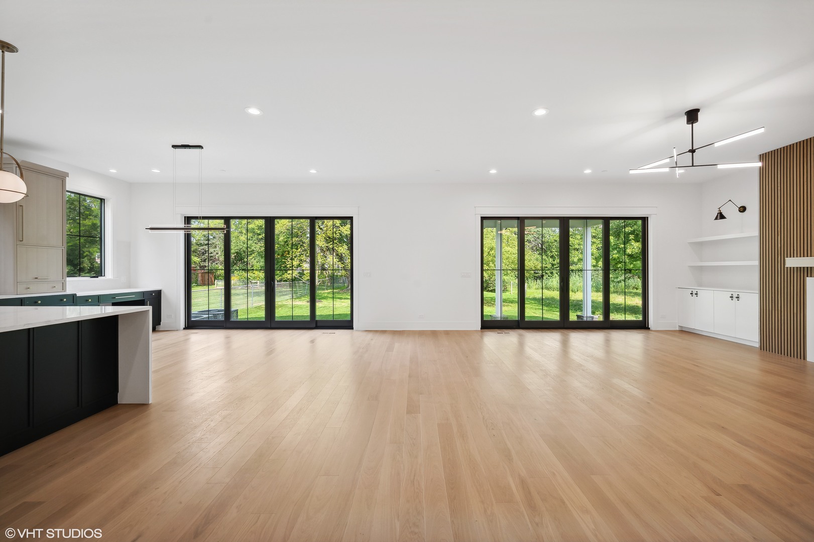 1427 Brandon Road Glenview, IL 60025 - Photo 3 of 16 Gallery Image 3